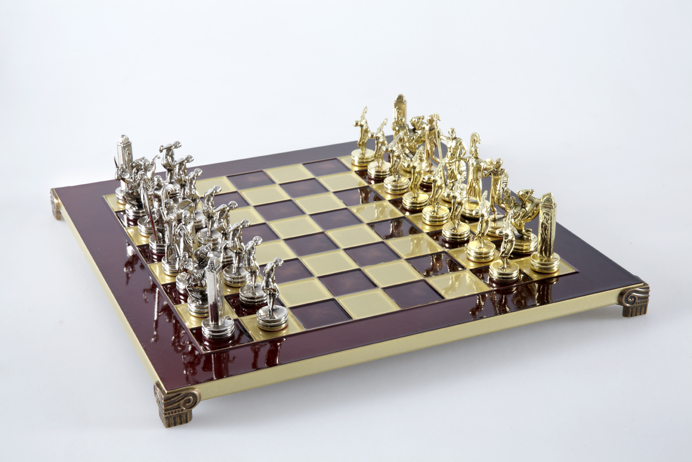 Discuss Thrower chess set with gold-silver chessmen/Red chessboard 36 sm